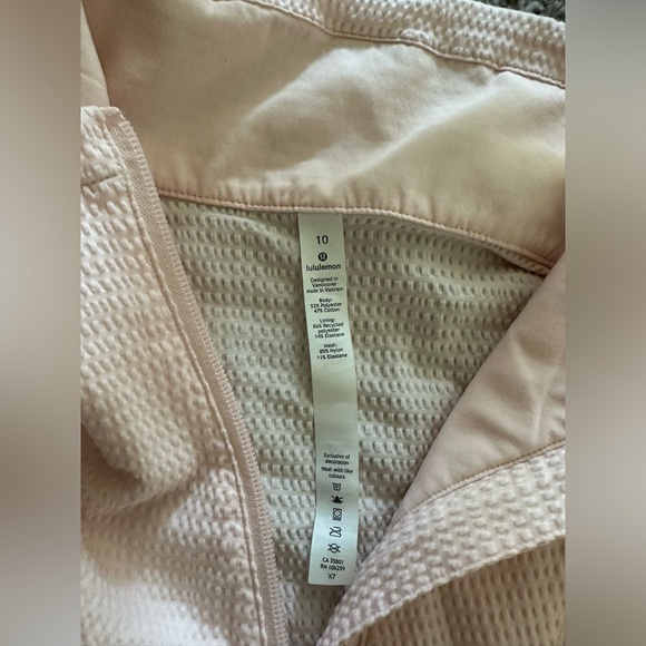 Lululemon pack light pullover - Picture 4 of 5